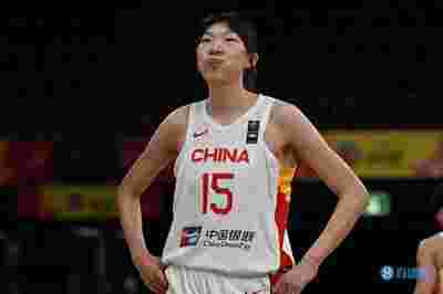 中国女篮在亚洲杯的第二个对手新西兰女篮 有个行走的两双王